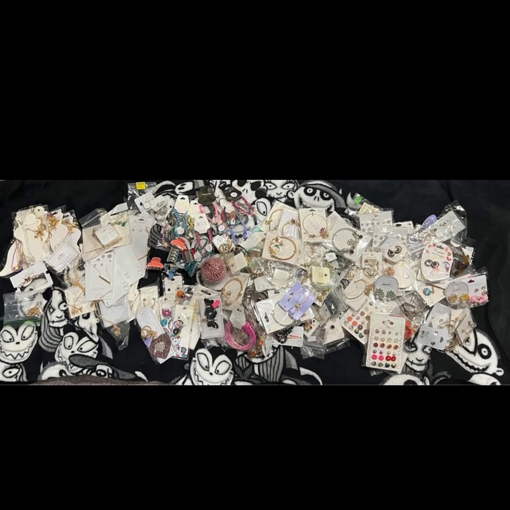 Huge Bundle of Jewelry